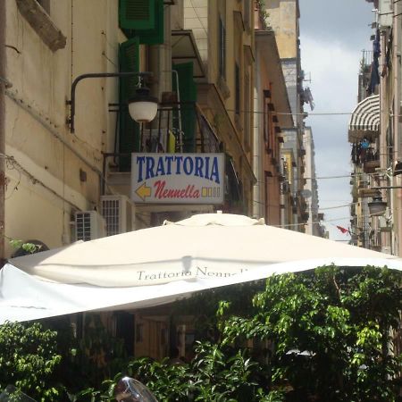 Vico Tre Re A Toledo 39 Apartment Napoli Exterior foto