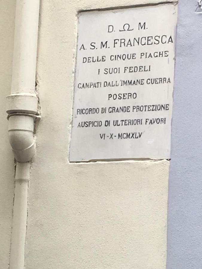 Vico Tre Re A Toledo 39 Apartment Napoli Exterior foto